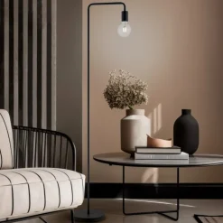 Selezionato da Mazzolaluce Lampada da terra nera minimalista per salotto h149 cm
